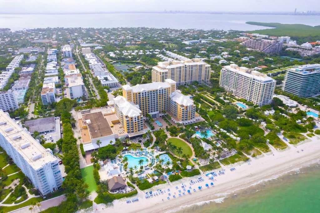The Palms, Ocean View Studio Located At Ritz Carlton - Key Biscayne Miami Exterior photo